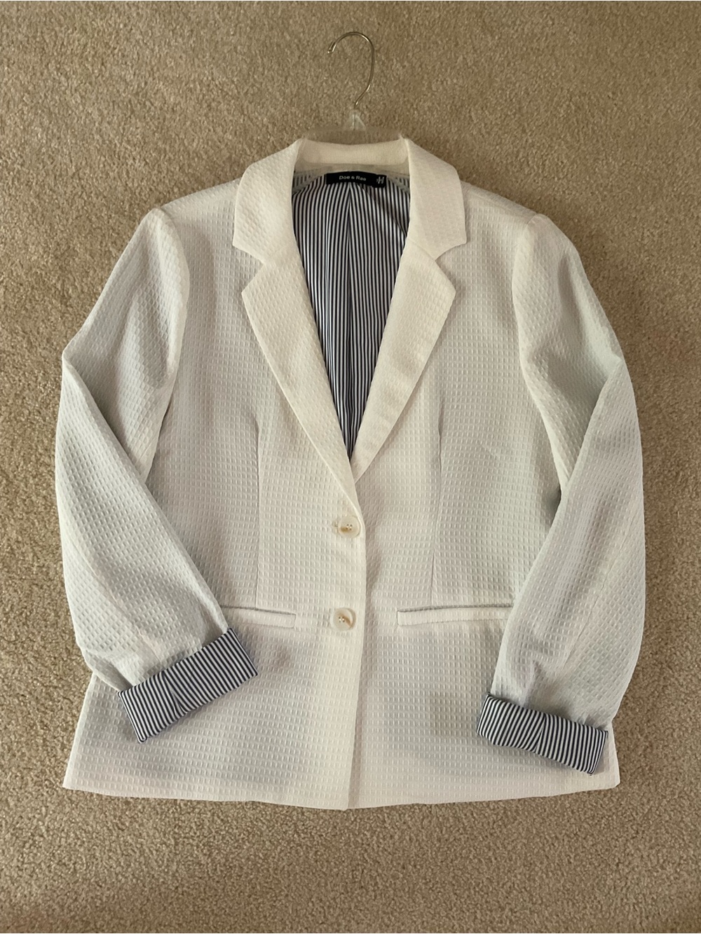 NWOT Doe & Rae White Textured Blazer with Striped Lining